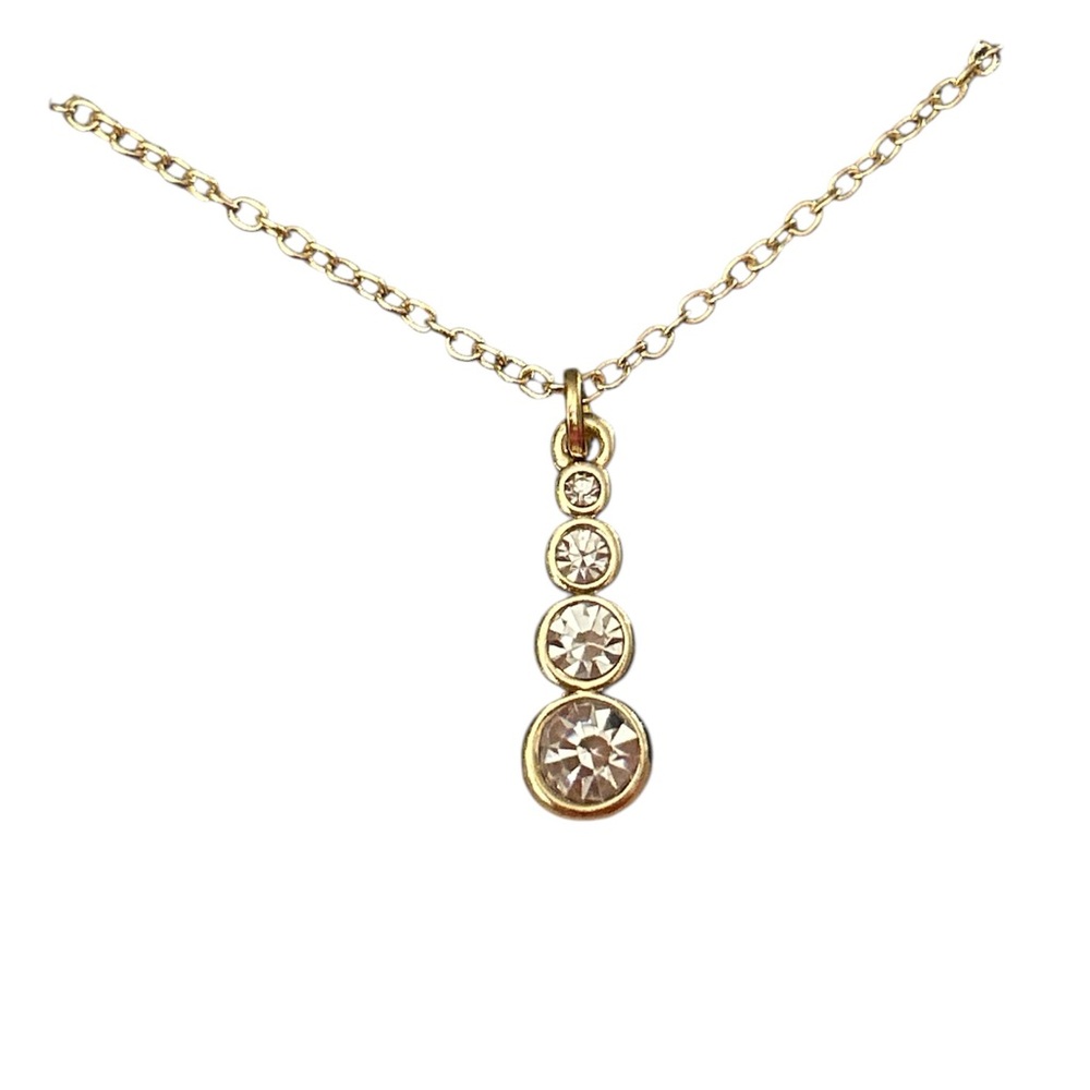 Elegant Gold Pendant Necklace 67